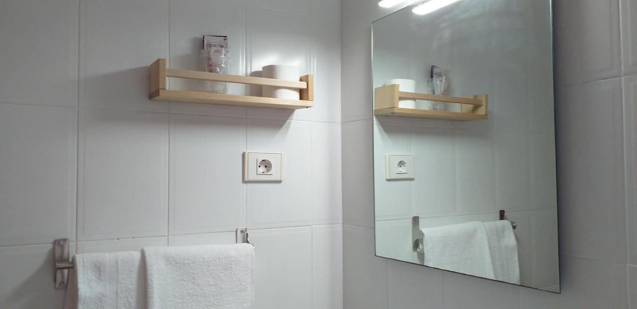 Hostal Meson De Paco Cariñena Екстериор снимка