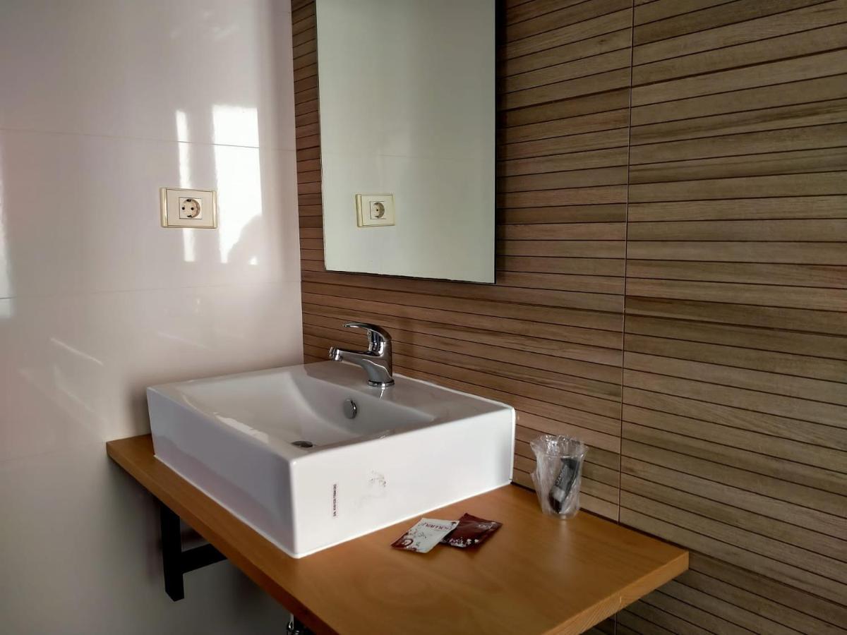 Hostal Meson De Paco Cariñena Екстериор снимка